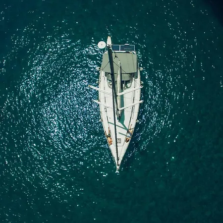 Eleni Hotel Adamantas (Milos)