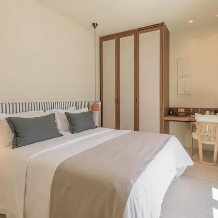 Hotel Eleni Adamantas (Milos)